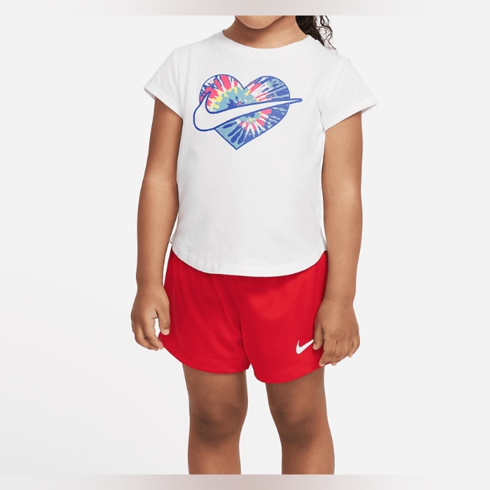 ✔️NWT Nike Girls 2pc Set✔️